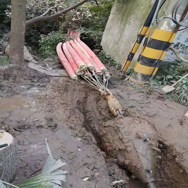 阿克苏煤矿拖拉管